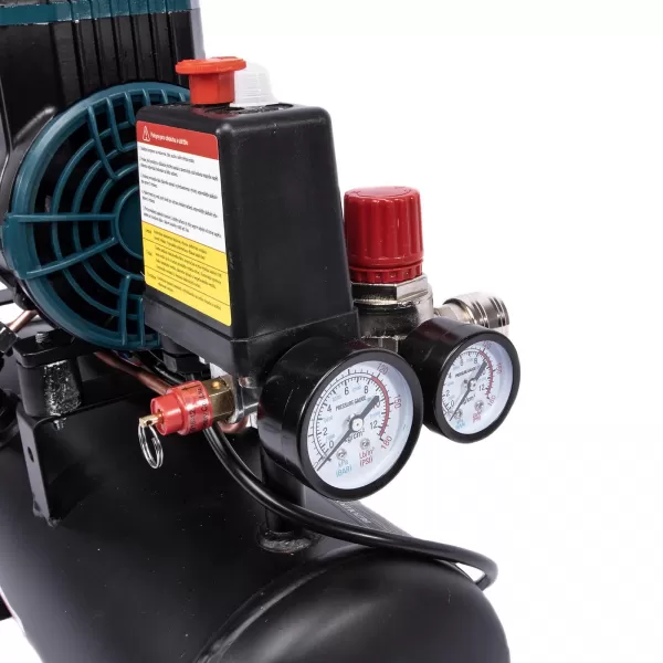XT Kompresor bezolejový 900W, 6l