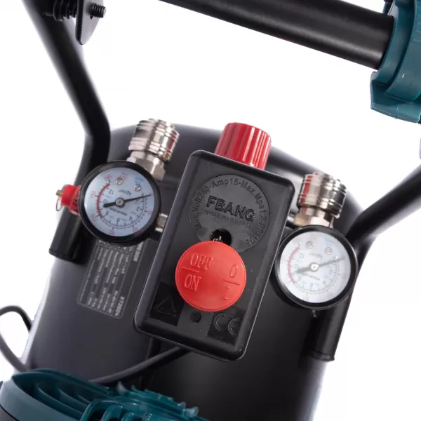 XT kompresor bezolejový 1450W, 24l