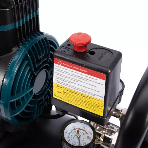 XT kompresor bezolejový 1450W, 24l
