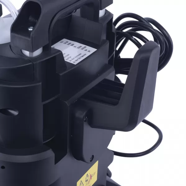 XT Čistič vysokotlaký se šamponování 1800W