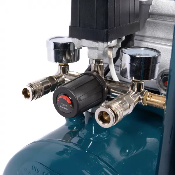 XT Kompresor olejový 1500 W, 24 l