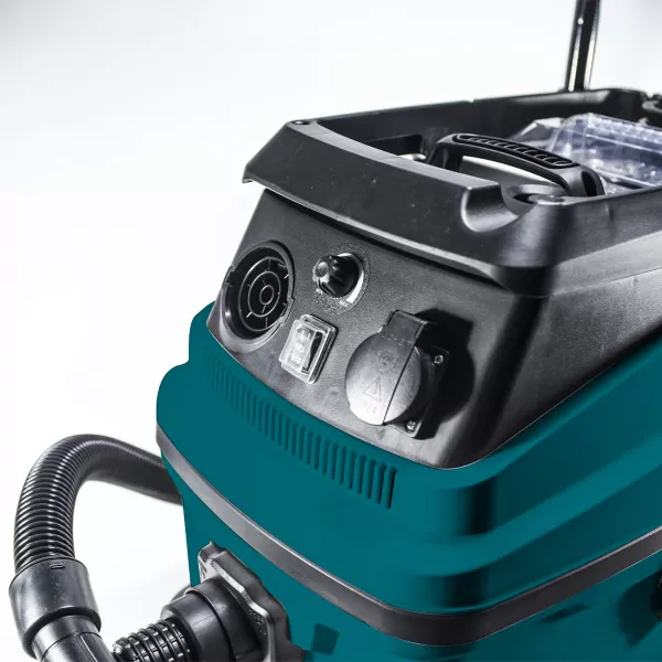 XT vysavač prům. na mokré a suché vysávání 1600W + přísl.